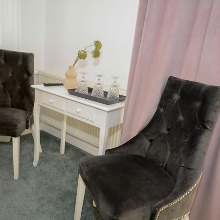 Hotel Andre'S Craiova Ngoại thất bức ảnh