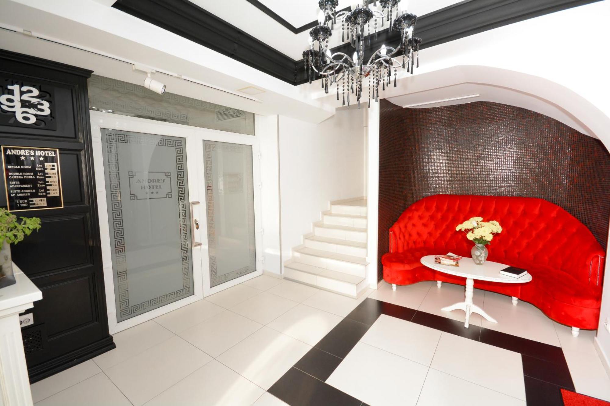 Hotel Andre'S Craiova Ngoại thất bức ảnh